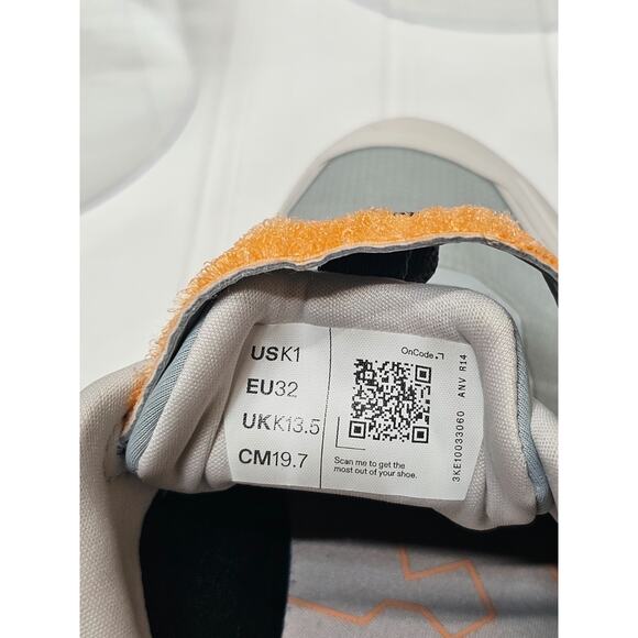 On Cloud hero, On cloud Roger and Nike Air max1 SET of 3 PAIRS KIDS SIZE 1 - Picture 13 of 16